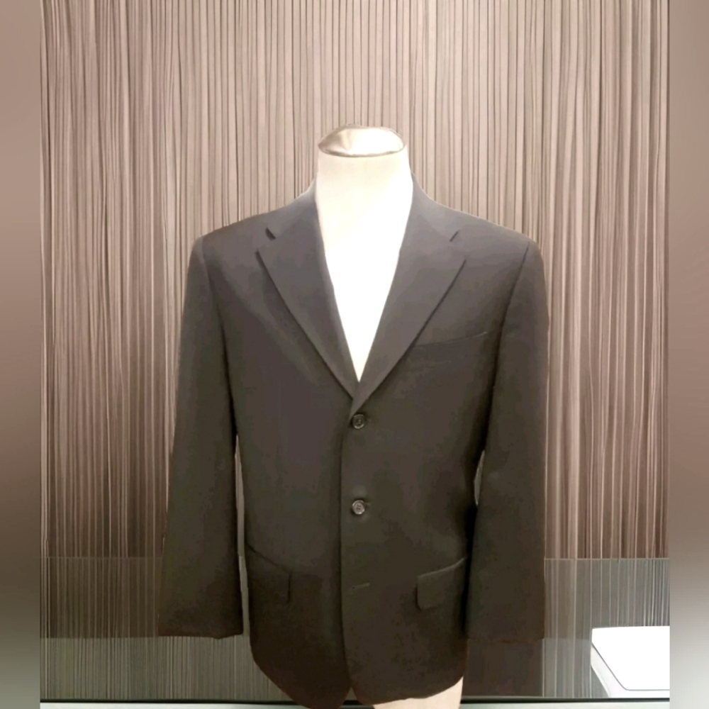 Valentino Men's 2 Piece 3 Buttons Blue Wool Suit 38R / Pants 32X31